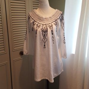 Beautiful white cotton top with navy embroidery